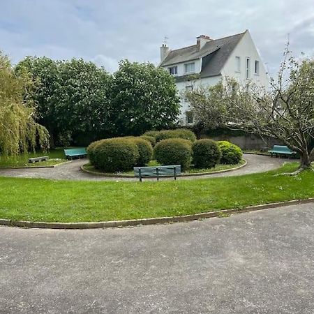 Bel Appartement De Bord De Mer Avec Veranda Roscoff Bagian luar foto